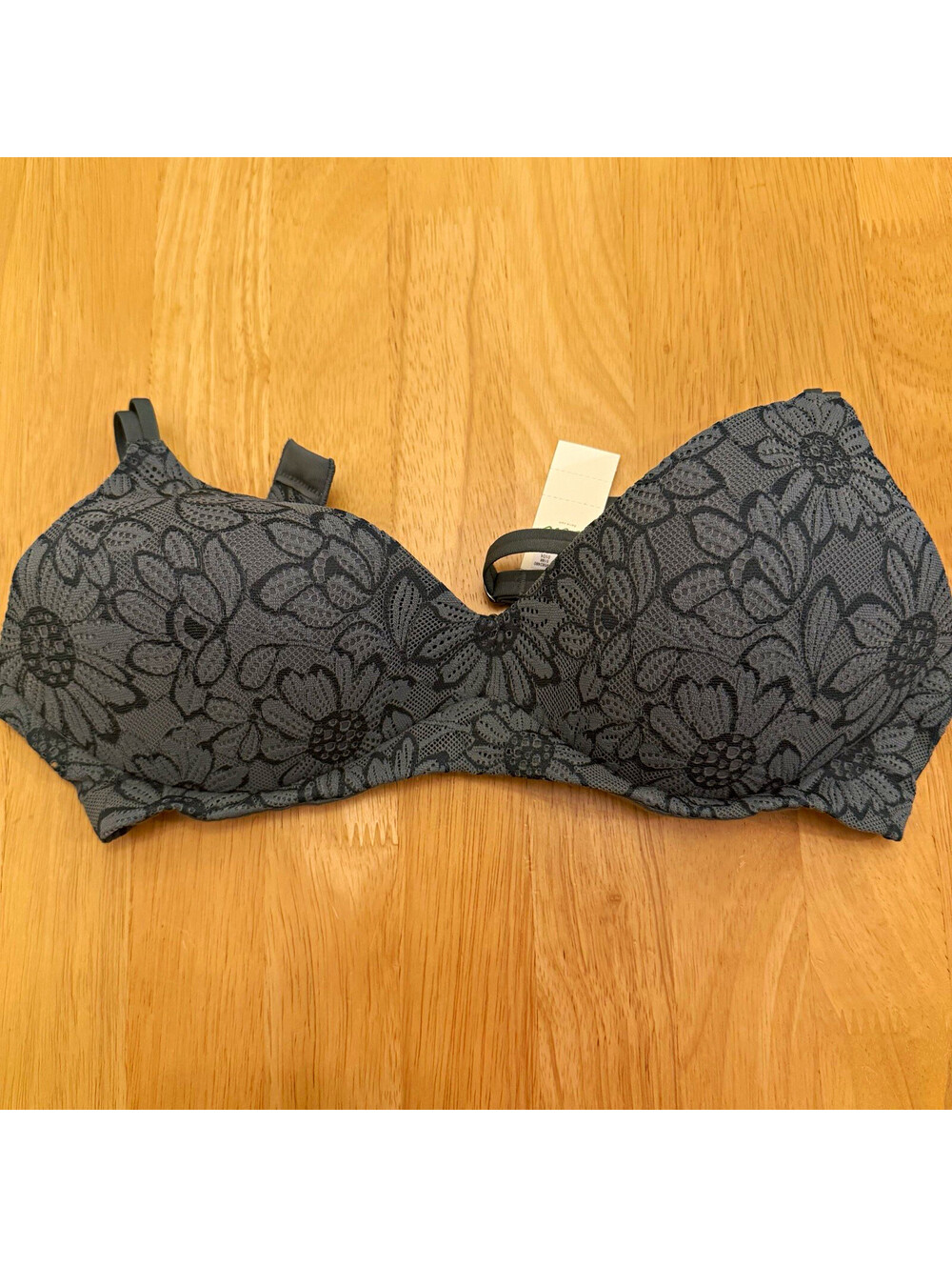 NWT Wireless Lace Bra 36B Gray/Black Floral Lined Hook & Eye Adjustable